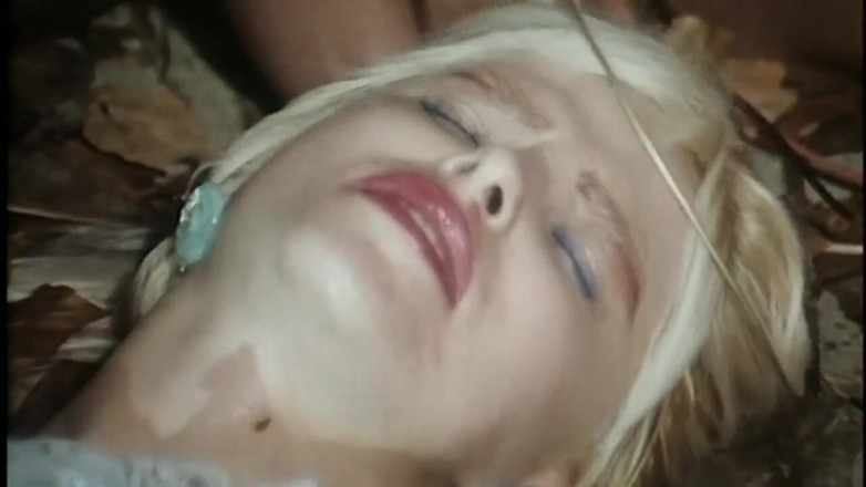 XTime Vod: Vintage sex with Cicciolina