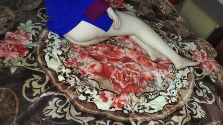 Basant: Con điếm Ma-rốc với một người phụ nữ vùng Vịnh - tình...