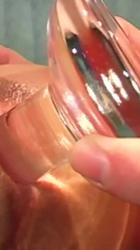 Ragazza con culo grosso nei guai a tre