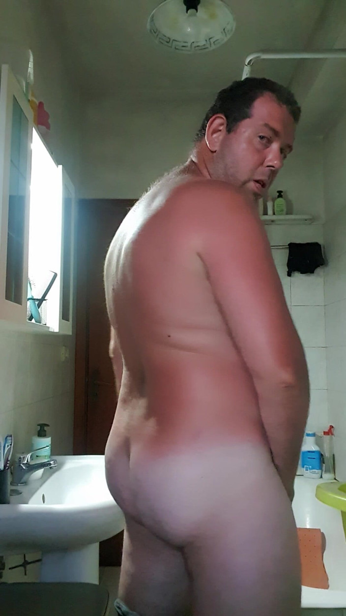 Mirko2589: All Naked in Bathroom