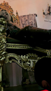 Sheela Sinner, велетень дрочить банановий каблук, прибирає раба, частина 2