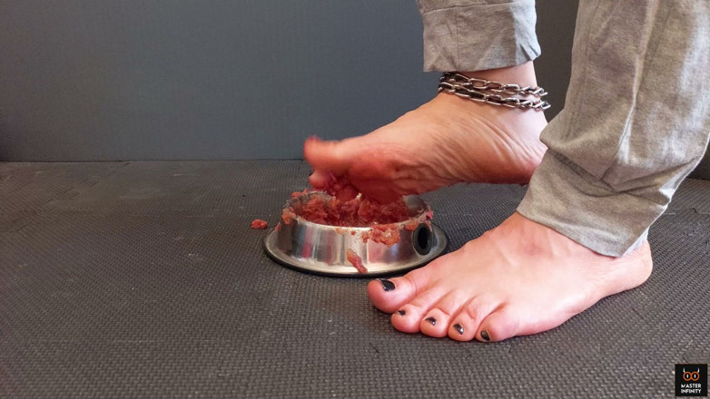 Master Infinity Dom: Carne bacchenata sotto i piedi