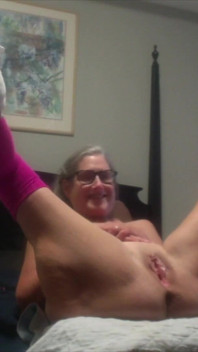 Heiße MILf leckt muschi, fick und schönes squirting