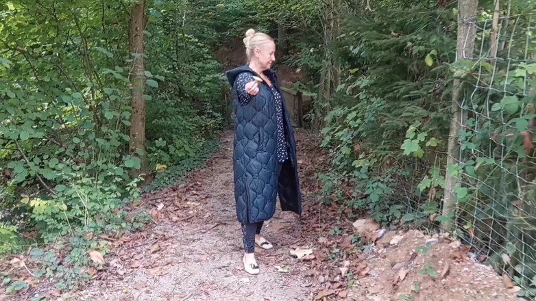 Selena701: Bellissima Moglie Bionda Matura Che Si Gode Il Sesso Con...