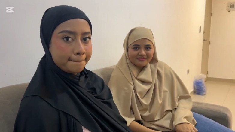 Bridney Star: การมาเยี่ยมของพี่เลี้ยงของฉันจบลงด้วยการใส่สาวมุสลิมที่ไม่มีประสบการณ์ดูดควย ตอน 1