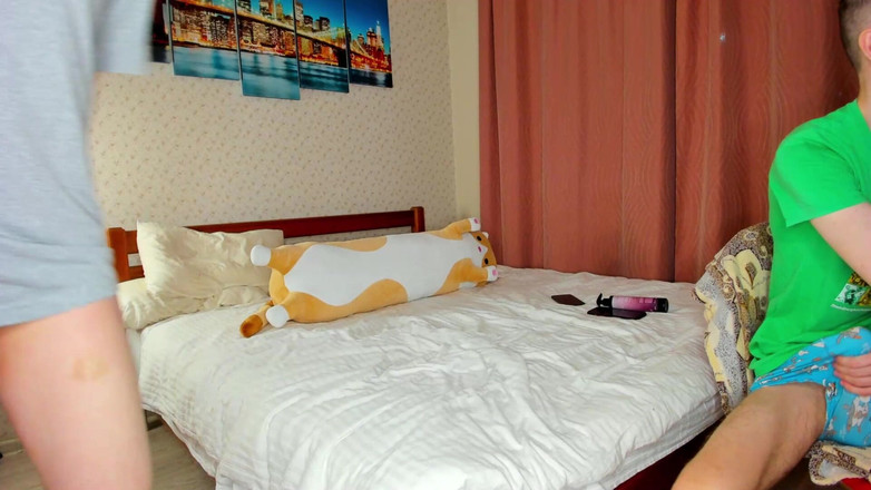 Morflot24: アレックスのアソコは臭すぎてしゃぶれない!