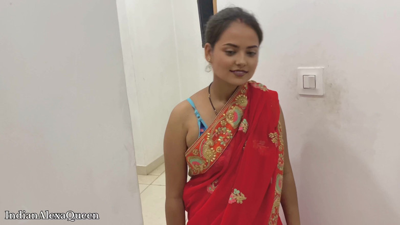 IndianAlexaQueen: Aku ganti baju, dan abang tiriku diam-diam ngeliatin aku, aku...