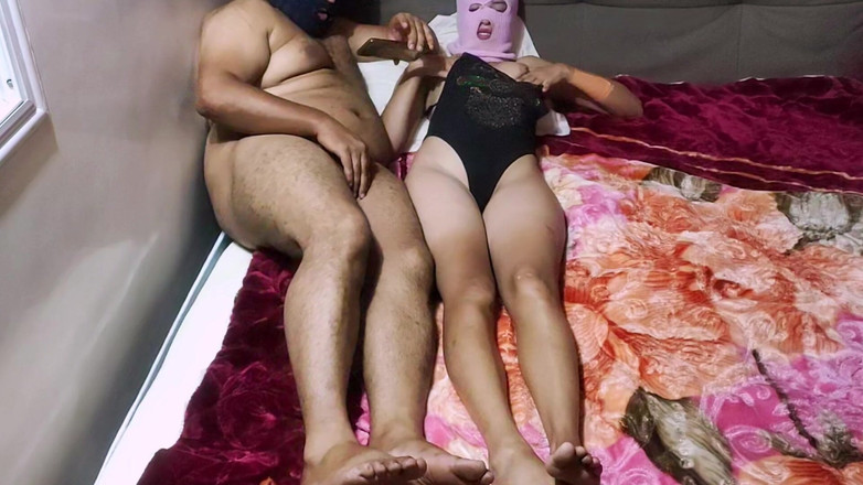 Arab teen: ビッグアス・シャルモタ・アラビアカップルのティーン妻