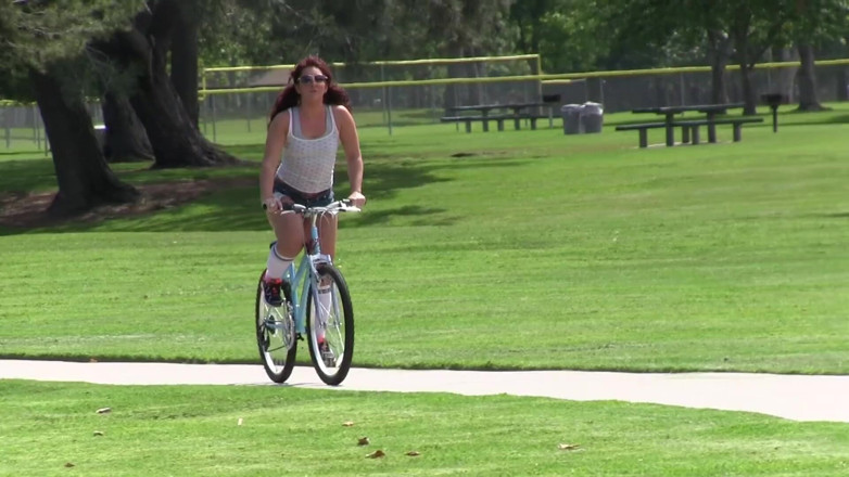 Hefburg: สาว PAWG วัยรุ่นย่านขาวตัวเมีย