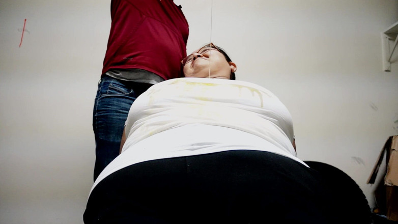DeesDeepThroat: Dee Succumbs เล่นนมทาน้ํามัน