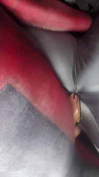 Cassie Fire zentai kedi kadınları sikiliyor
