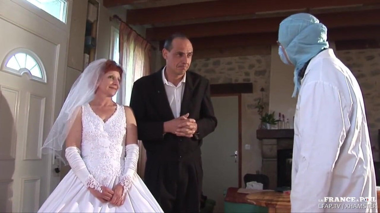 La France a Poil: LFAP - French hairy mature bride ass pounded and fist fucked...
