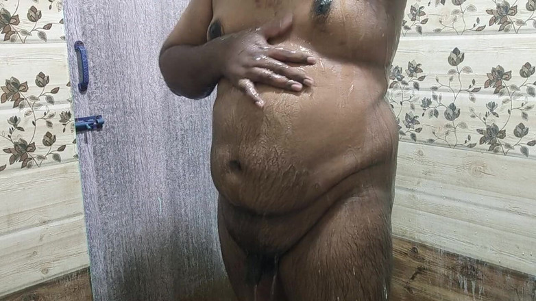 Fapidontmind: Baile Romántico Con Show De Baño