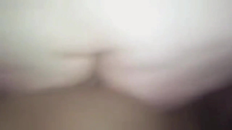 Real homemade BBW BBC porn: Une BBWbootyful débarrassée d'une grosse bite noire jouit fort