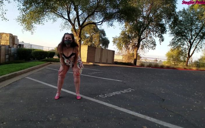 SexySir Productions: Godaan anal si cewek sange dengan gaun cetak halloween