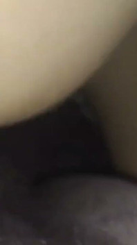 Puchis - Daringwarmer12 adoră sexul anal cu o mamă sexy cu curul gras!