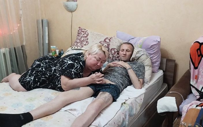 Zona901: soacra suge toată sperma până la ultima picătură de pe...