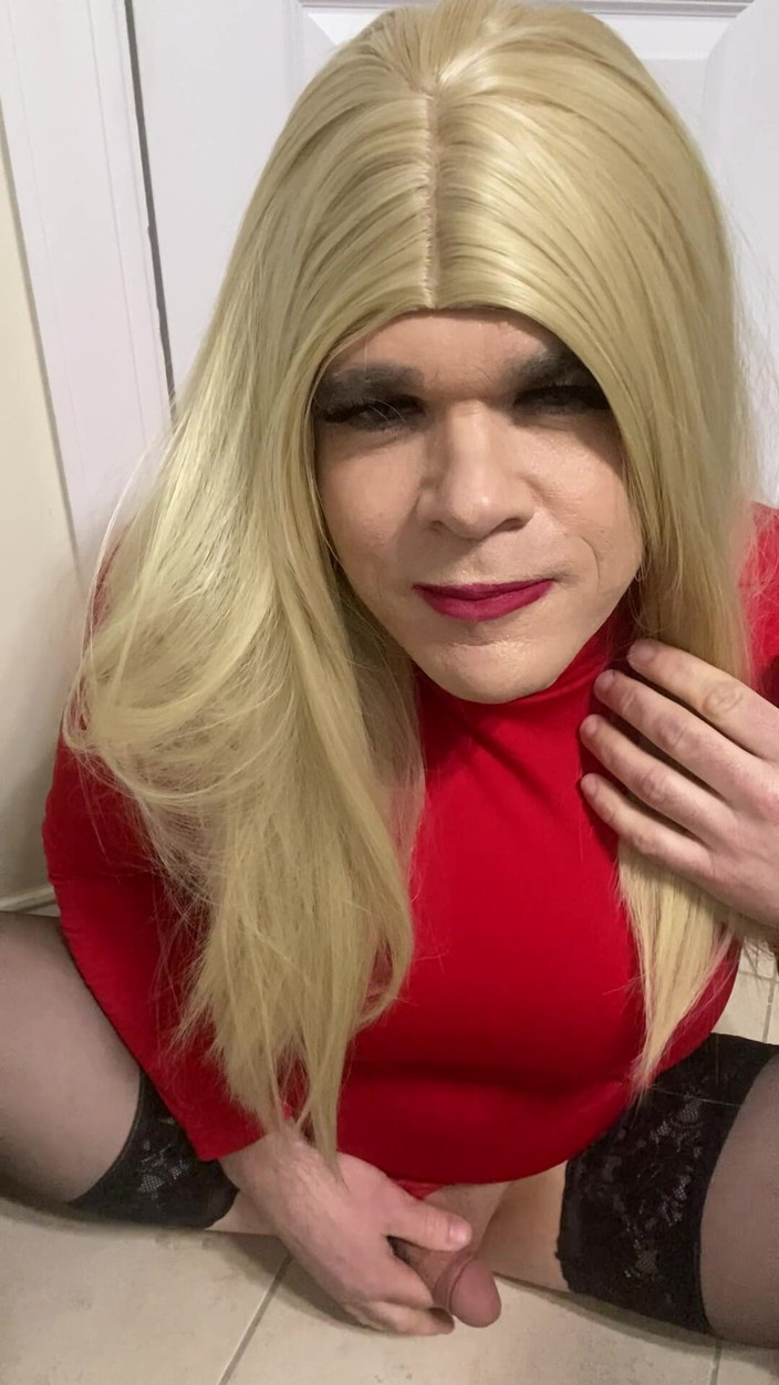 MadisonCD2025: El travesti cachondo habla sucio y luego tiene su novio...