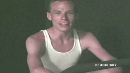GAY VINTAGE PORN: Este chico es Abbel para auto chupar por diversión