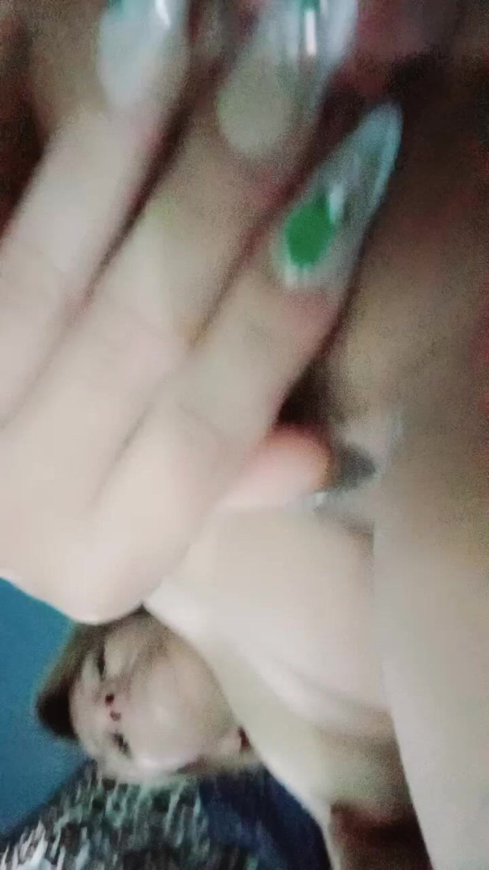 Lusi: Garota gostosa