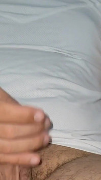 Man Fills His Dick with Instant Glue Through the Glans