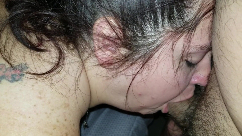 SexyNEBBW: Sexy donnona bianca scopata in gola e allenamento con deepthroat...