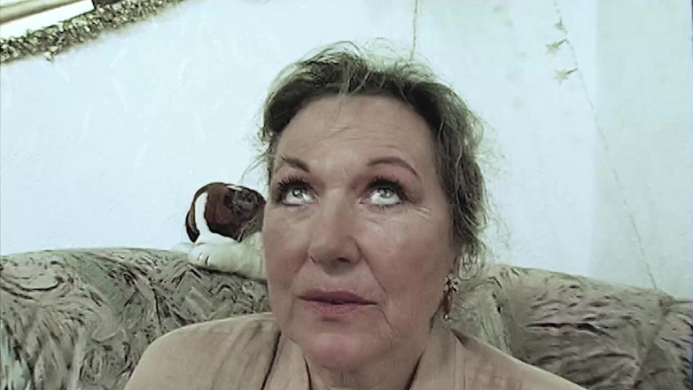 Petty by Sextermedia: Nine sert döl yarağı için azgın
