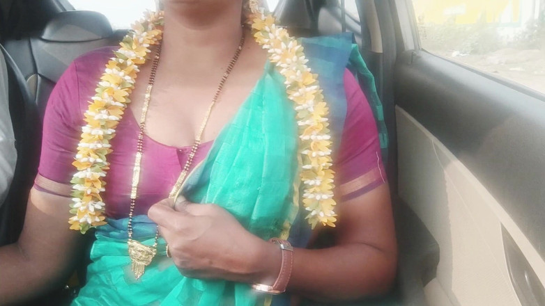 Telugu honey lips: Секс мачехи в машине, Телугу грязные разговоры