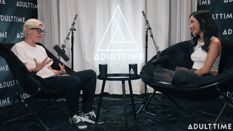 Adult Time Podcast: Avery Black Dry Humping, True Crime, &amp; Directing VR Corn | the...