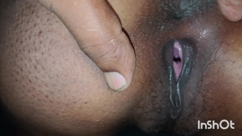 Savita bhabhi7: Am lăsat apă în pizda sexy a cumnatei