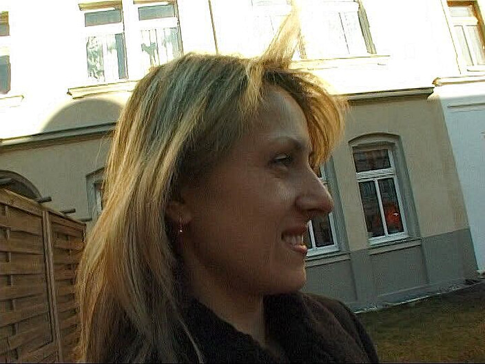 German Classic Porn videos: 37岁的秘书埃尔克的一次搭讪