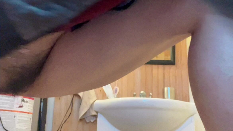 sweethanajapanese: Kencing Video Pepek Kencing Air Keluar Di Tandas