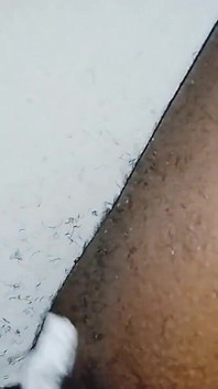 Holí mi velké černé péro a pak to šuká část 5 holení koulí znovu