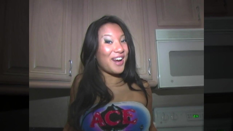 RWG Plus: Young Akira kitchen pussy play