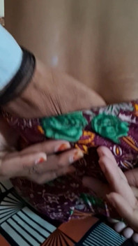 Sunni Bhabhi First Video