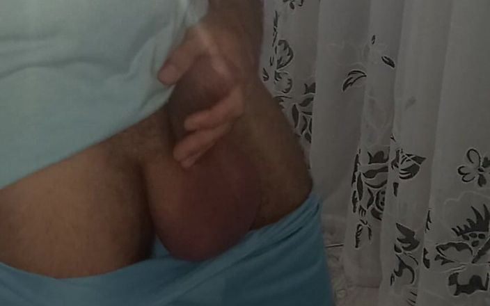 Lion big balls: Khoe cặp vú to và con cu của tôi