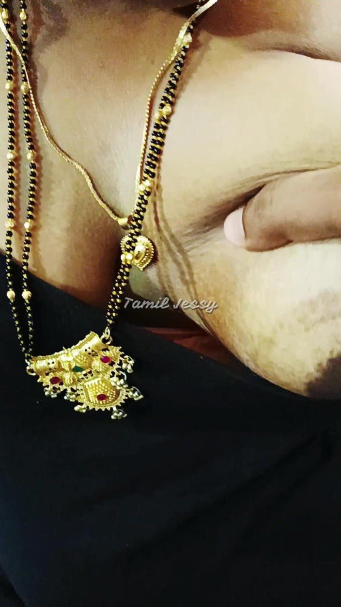 Tamil Jessy: Stiefschwein spielt stiefbrud 2