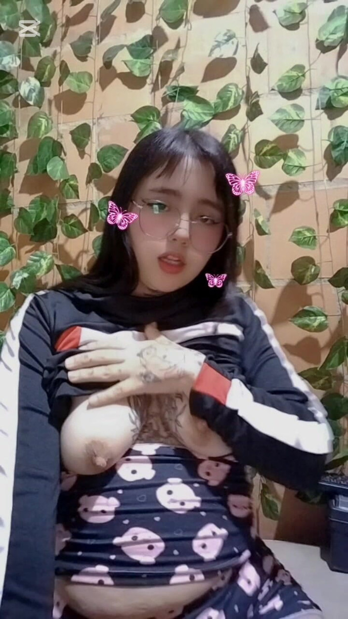 Dalyla: कोलम्बिया के सबसे अमीर स्तन