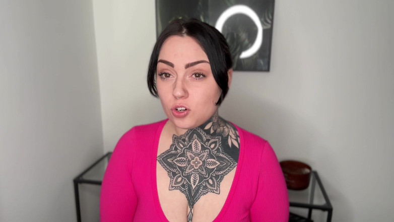 Miss Valentina: Cagna senza figa per eccellenza