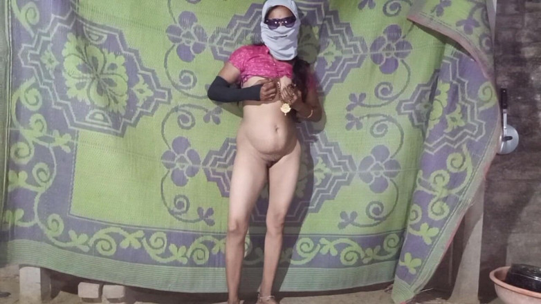 KMM: La zia indiana mi porta a casa e fa sesso