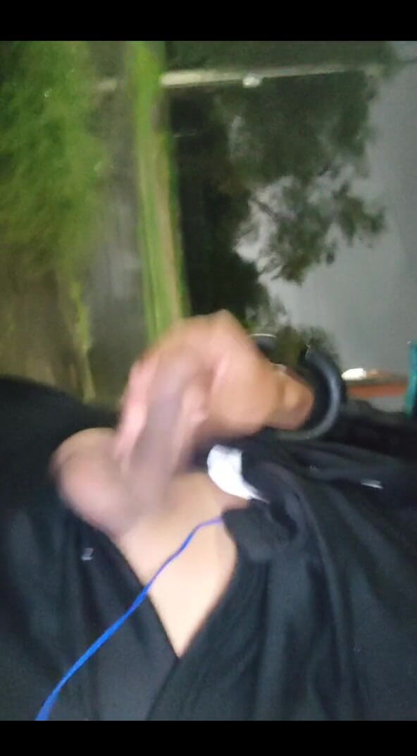 AlexAlejandro13: I Like to Squirt Milk, Big Cock When I Walk...
