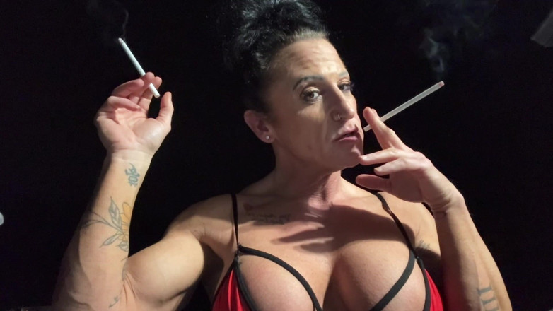 Kandylegsxxx: Kandys fumando joi duplo cig esperma comando