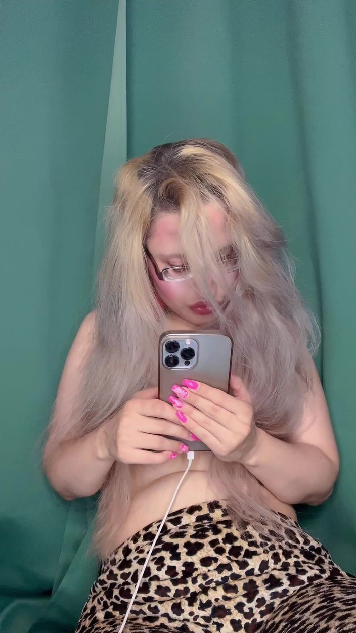 FinDom Goaldigger: Cinta Ketagihan Sesi Kamera Web Bahagian 3