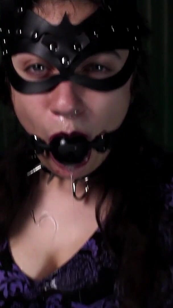 Penis-shaped Gag and Pussy Stretching Punishment - Naughty Masochist (SADOFILMMAKERS) Penis-shaped Gag and Pussy Stretching Punishment - Naughty Masochist (SADOFILMMAKERS)