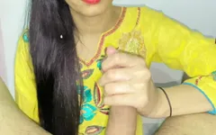 Dì đến phòng trọ của tôi và sau khi nhìn thấy con cu của tôi, bà ấy đã khỏa thân và nói đụ tôi với một con cu to