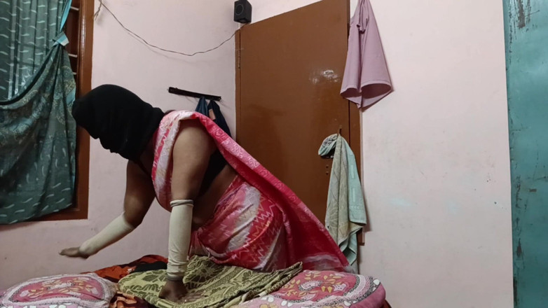 Benita sweety: Горячий миссионерский секс тамильского мужа и жены на кровати