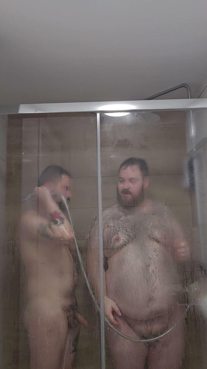 Osoychaser: Bears in the Shower! (no Sex)