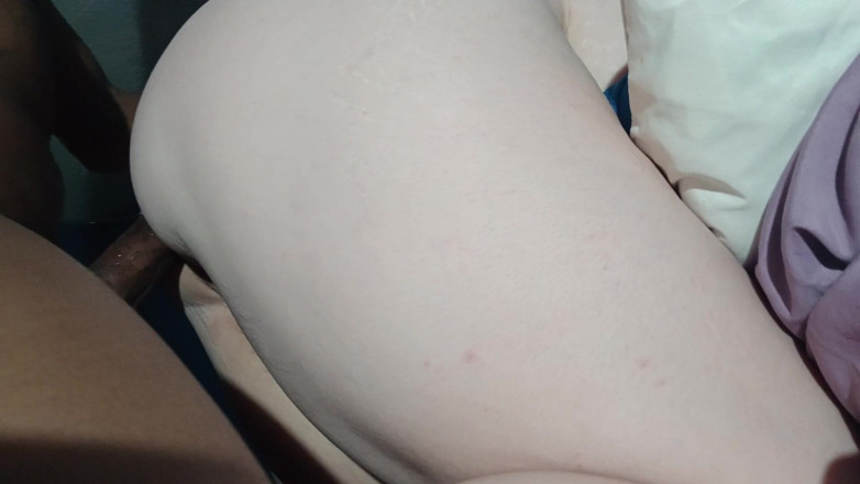 Sloppylynn: He Getting That Ass Natural White Booty
