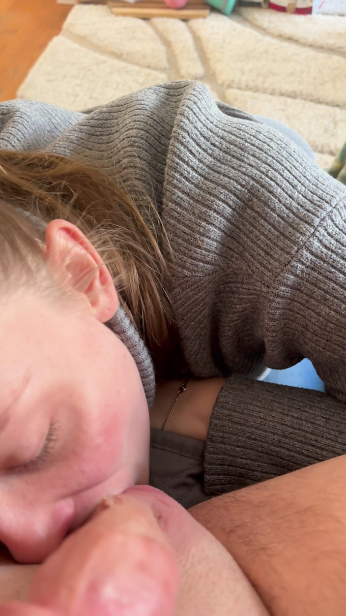 BeautfiulBJ25: Amazing Amateur POV Blowjob