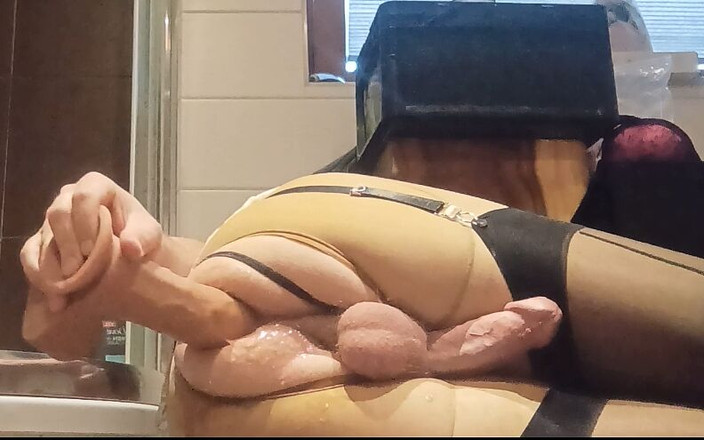 Zoeycdgirl: 娘娘腔高潮免提高潮肥假阳具